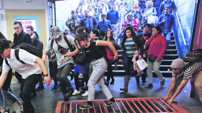 “Evasión masiva”: estudiantes chilenos rechazan tarifazo en el transporte público