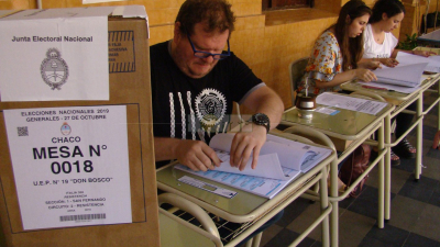 La Justicia vuelve a ordenar que los resultados se difundan una vez reunido el 10% de los votos