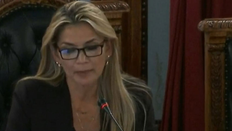 Bolivia: Jeanine Áñez se autoproclamó presidenta