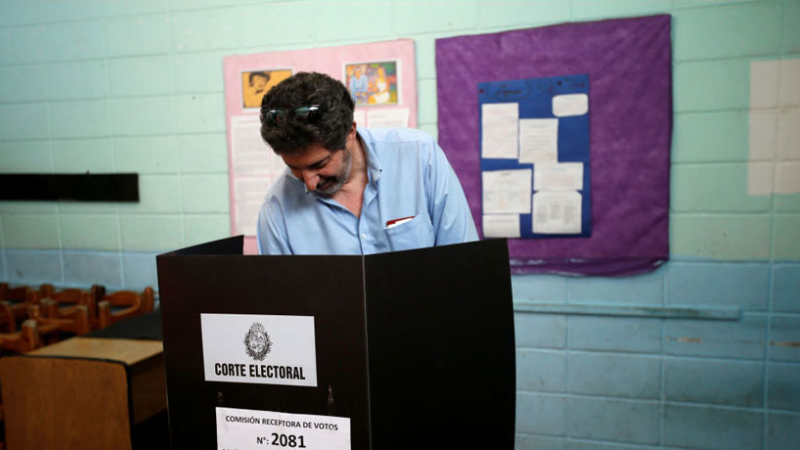 Balotaje presidencial en Uruguay: apretado escrutinio e incertidumbre