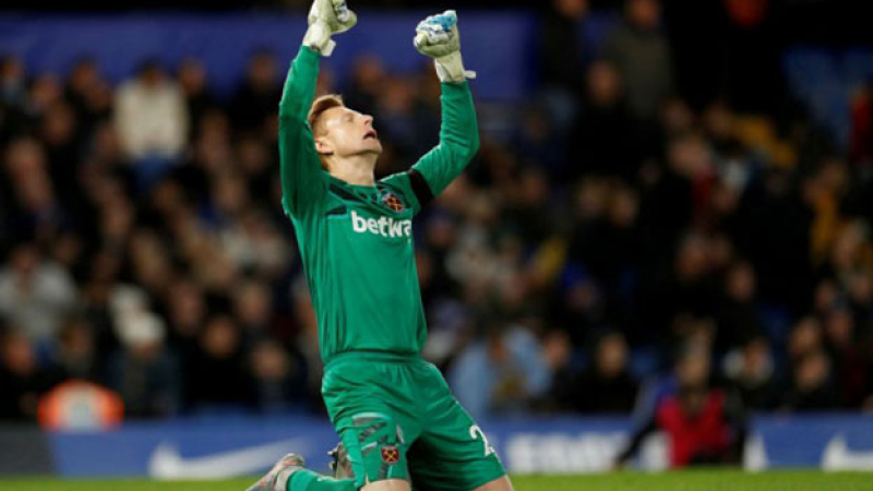 Nunca es tarde: el arquero del West Ham debutó en la Premier League a los 33 años