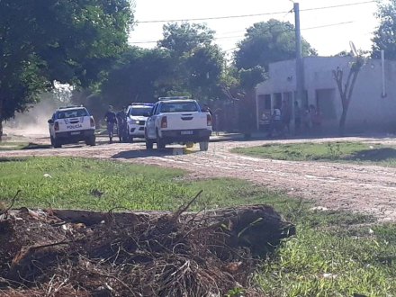 58pelea barrio municipal.jpg