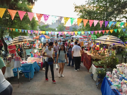 PASEOARTESANOS.JPG