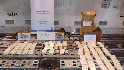 Encontraron 82 kilos de cocaína en el aeropuerto de Ezeiza en un avión rumbo a Ámsterdam