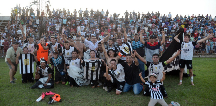 Atlético Alvear.jpeg