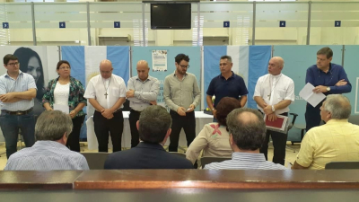 Empleados bancarios y referentes religiosos homenajearon al cajero asesinado