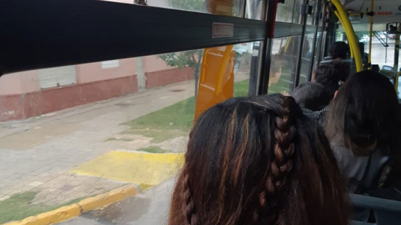Ya circulan colectivos con aire acondicionado, pero aún apagado