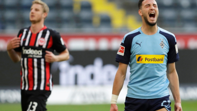 Con presencia de argentinos, volvió la Bundesliga: Borussia Dortmund vapuleó por 4 a 0 al Shalke 04