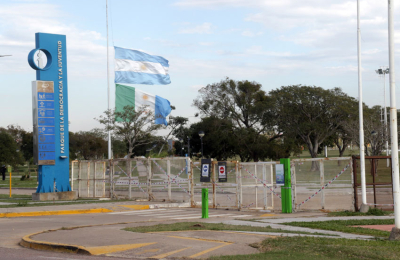 Vallaron el Parque de la Democracia y no descartan un retroceso de fase
