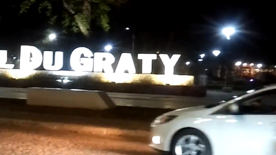 Luego de no adherir al decreto del gobernador, Du Graty salió a festejar