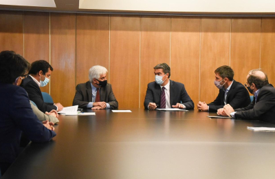 El Chaco acordó con chinos poner en marcha tres complejos porcinos