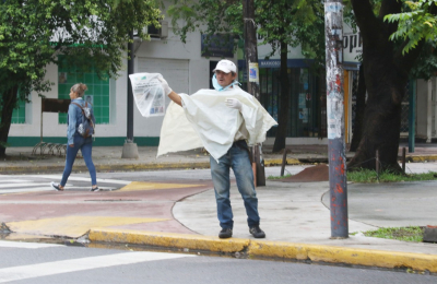 Los canillitas celebran su día a pesar de las dificultades