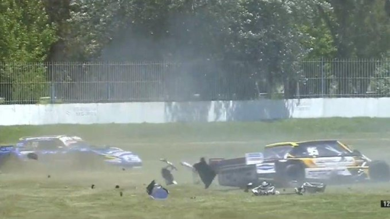Impresionante choque en la final del TC Pista