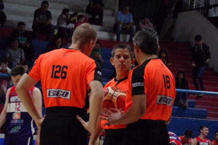 58vasallo arbitro.jpg
