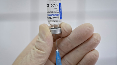 Anunciaron que el 35% de las vacunas será para personal de Salud