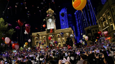Una multitud celebró la llegada del Año Nuevo en Wuhan