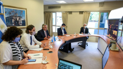 Capitanich y sus pares coordinaron medidas para frenar los contagios