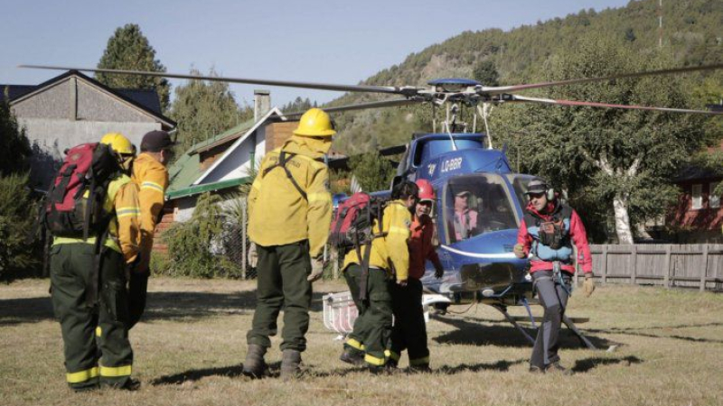 Operativo rescate asiste a una persona en el Volcan Lanín