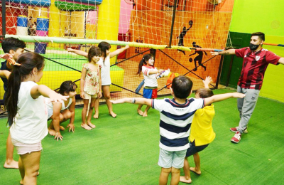 Salas de juego infantiles siguen trabajando a pesar de las dificultades