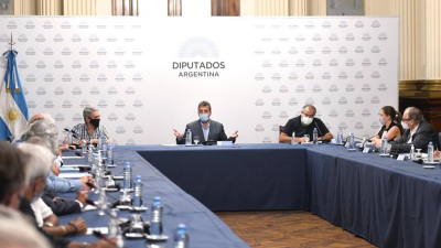 Massa se comprometió a sumar los cambios propuestos por la CGT en la reforma del Impuesto a las Ganancias