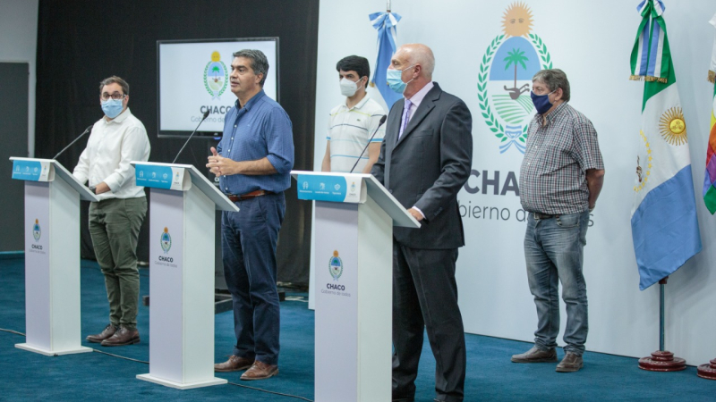 El gobernador presentó a Leonardo Aguzin como nuevo titular de Sameep