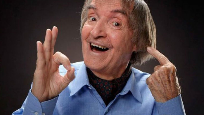 Eaeapepé! Carlitos Balá recibió la vacuna contra el coronavirus