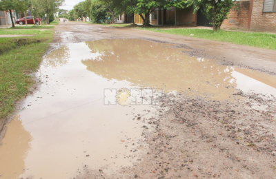 “Es una zona intransitable”, dicen los vecinos del barrio 100 Viviendas UOM