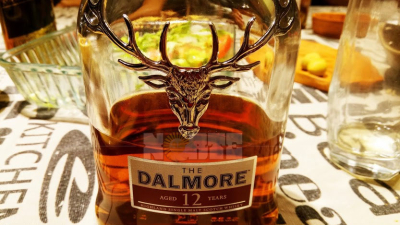 Guerra en el mundo del whisky: la tecnología ya permite "añejar" al instante ?