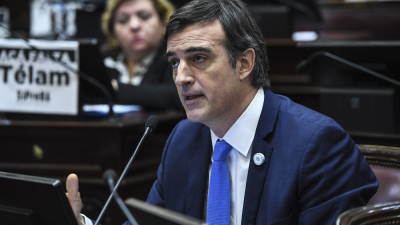 El senador Esteban Bullrich padece una grave enfermedad