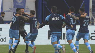 Racing eliminó a Vélez en los penales y es semifinalista de la Copa de la Liga