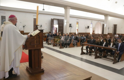 Oración por personas con Covid-19, familias, servidores y trabajadores