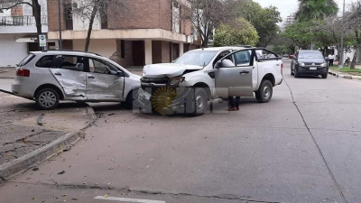 Fuerte choque en esquina céntrica de Resistencia
