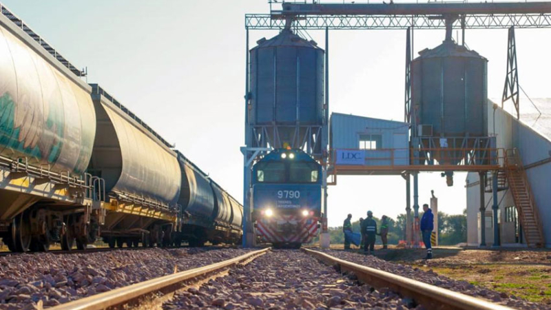 Importante inversión de acopios en el Chaco, con desvío ferroviario