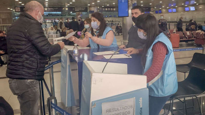 Las personas que regresen de viajes laborales o comerciales no deberán hacer cuarentena obligatoria