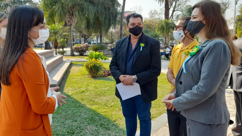 Homenaje de la colectividad brasileña