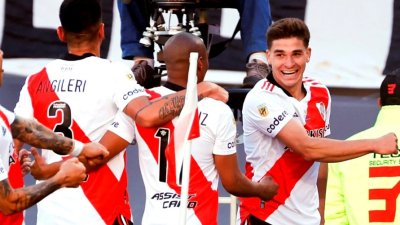 River arriba en el marcador por un doblete de Julián Álvarez