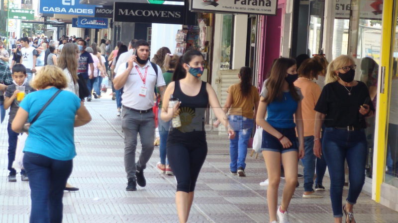 Confirmaron 38 muertes y 912 contagios en las últimas 24 horas