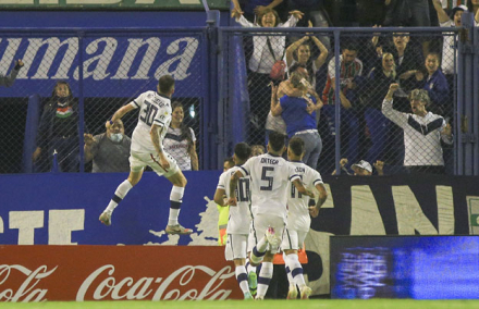 velez.jpg