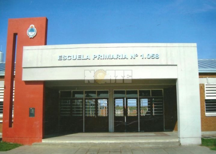 esc 1058.jpg