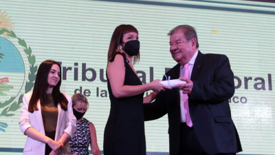 Los dieciséis diputados provinciales electos recibieron sus diplomas