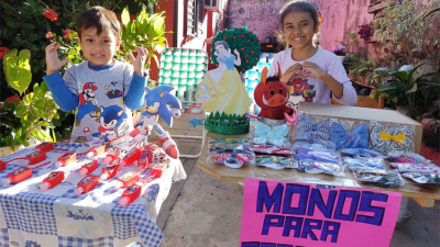 Emprendió la venta de las creaciones de su madre
