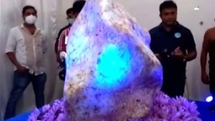Sapphire03.jpg
