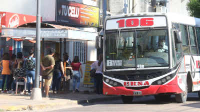 Sin bancos y con actividad reducida en el transporte y comercio