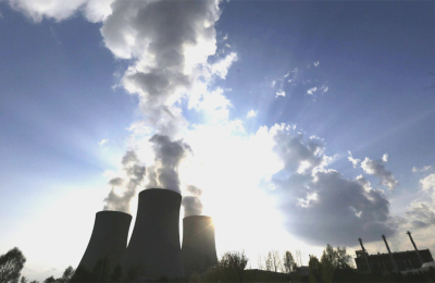 Energía nuclear y gas natural serán inversiones verdes
