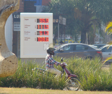 combustible febrero 22-2.JPG