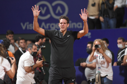 Delpo 1.jpg