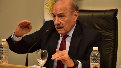 "El Fondo tendrá que flexibilizar su política, porque tiene que asumir que prestó mal"