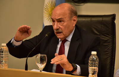 "El Fondo tendrá que flexibilizar su política, porque tiene que asumir que prestó mal"