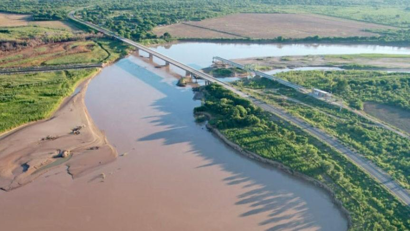 Restringen el paso de camiones sobre la Ruta Nacional 95 en el límite con Formosa 