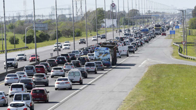 Vacaciones: último tramo de temporada alta y en marzo bajarán costos